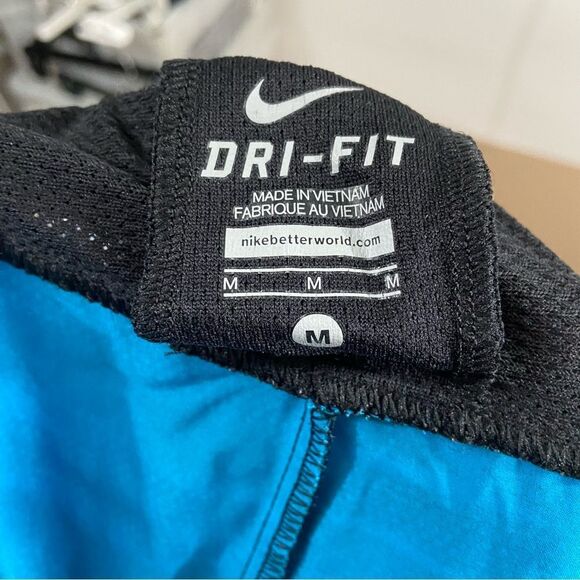 Nike Dri-Fit Patterned Activewear Shorts - Picture 3 of 4